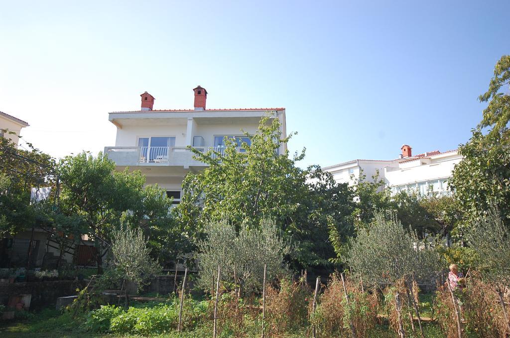 Curicta 1 Krk Town